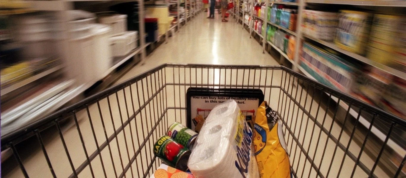 Γερμανία: Αυτά είναι τα δύο προϊόντα σούπερ μάρκετ που κάνουν θραύση στην καραντίνα